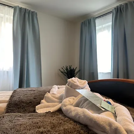 מלון Adler Am Schloss 3*